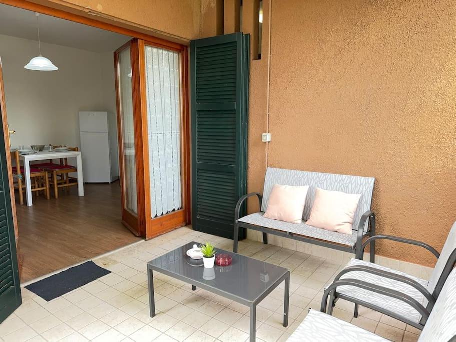 5' From Punta Gro Beach With Free Swimming Pool Sirmione Ngoại thất bức ảnh